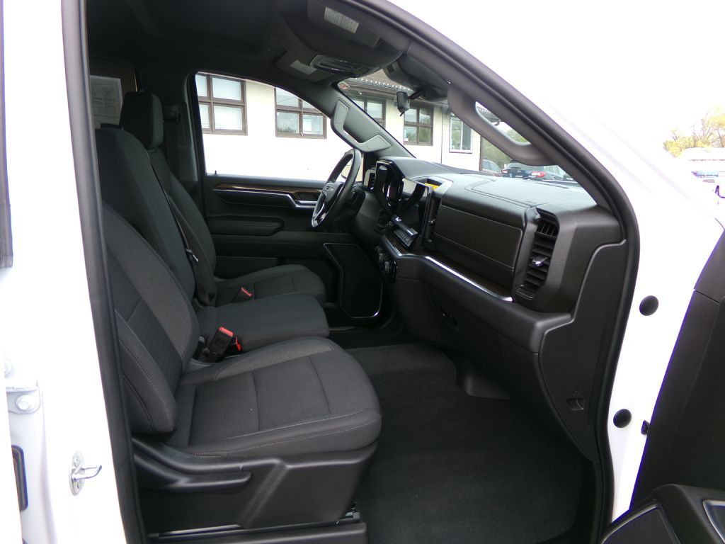 2022 Chevrolet Silverado 1500 Image 37