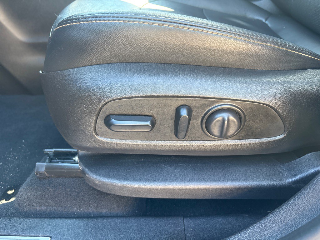 2019 Chevrolet Equinox Image 12