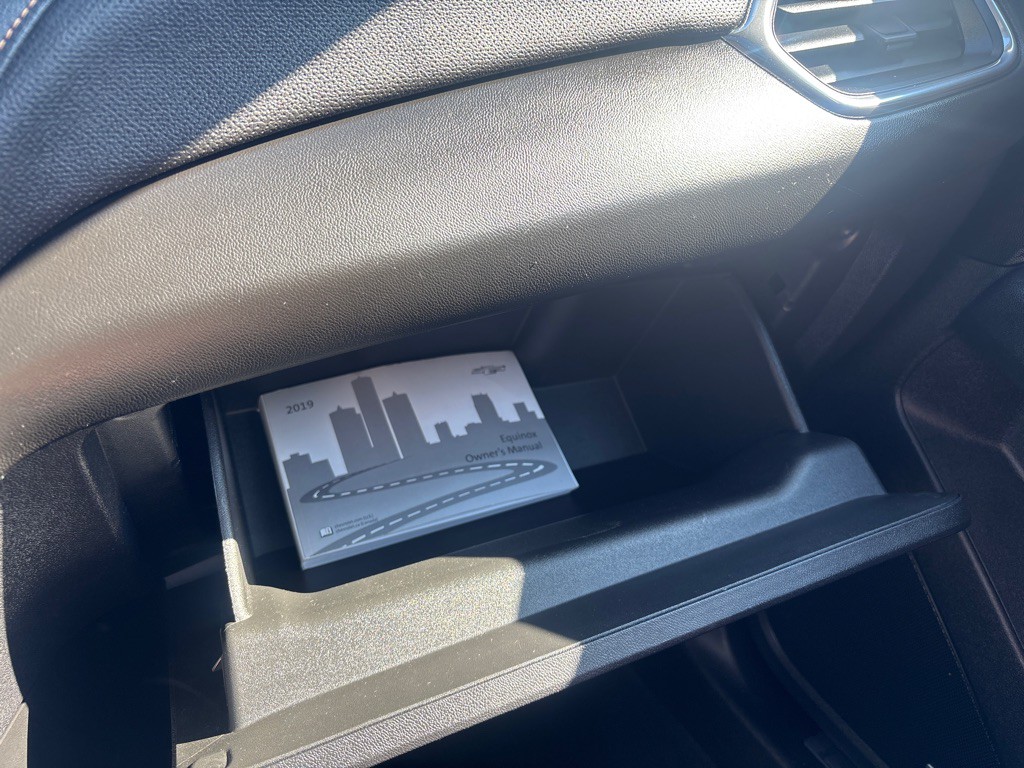 2019 Chevrolet Equinox Image 32