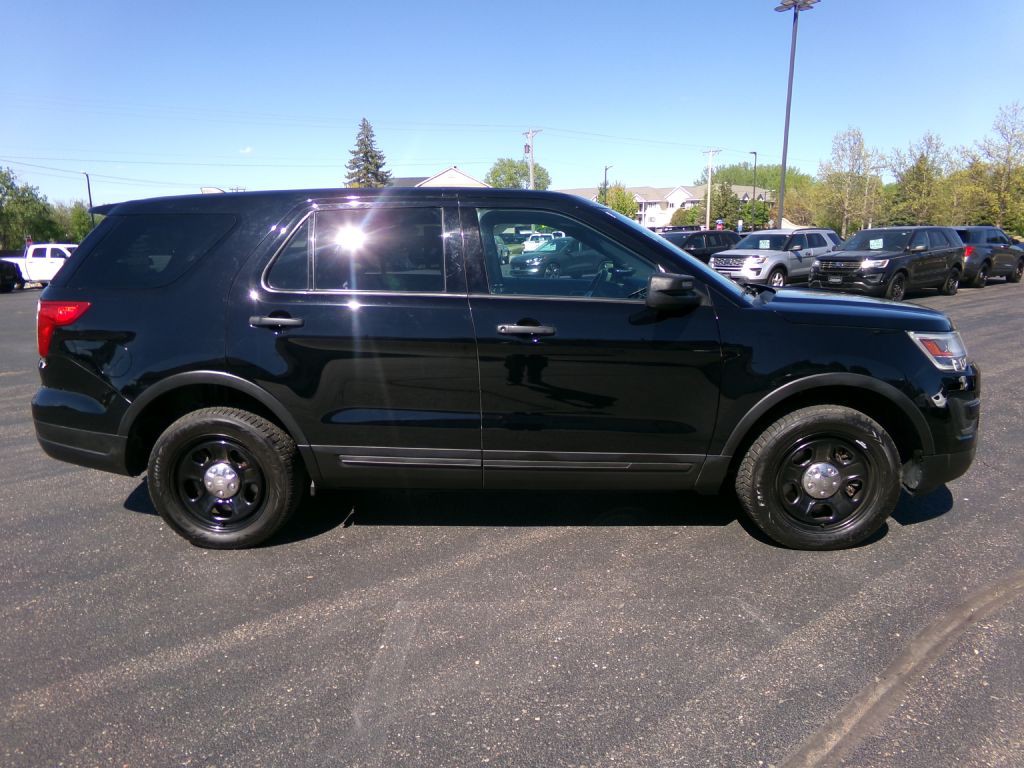 2018 Ford Explorer Image 2
