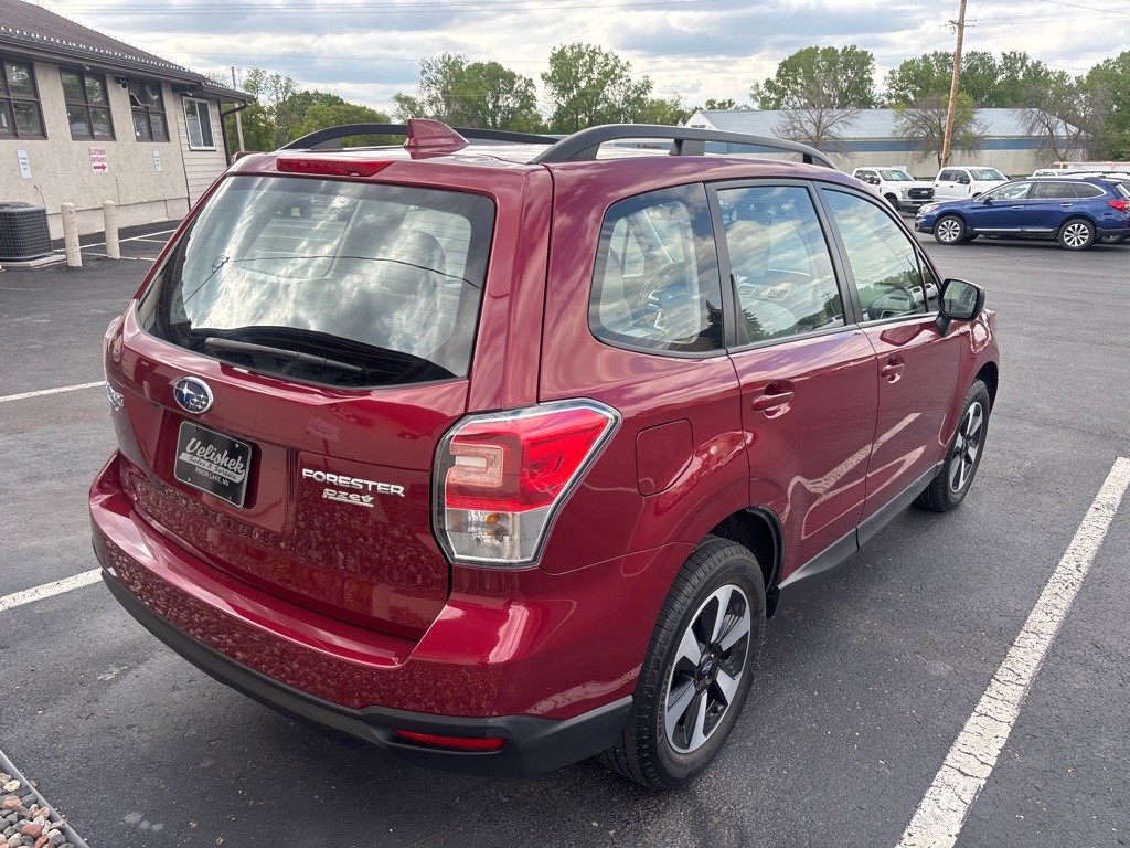 2017 Subaru Forester Image 3