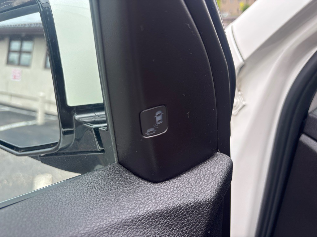 2017 Acura MDX Image 12