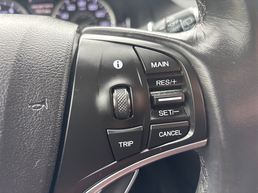 2017 Acura MDX Image 18