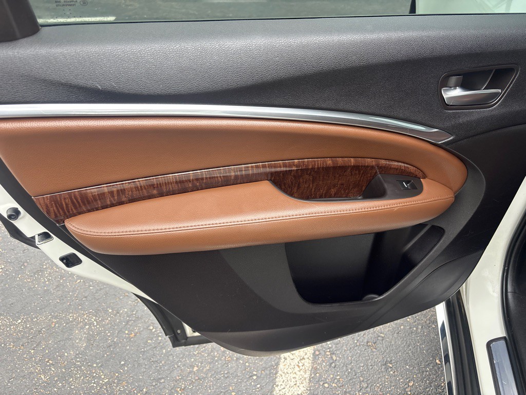 2017 Acura MDX Image 36