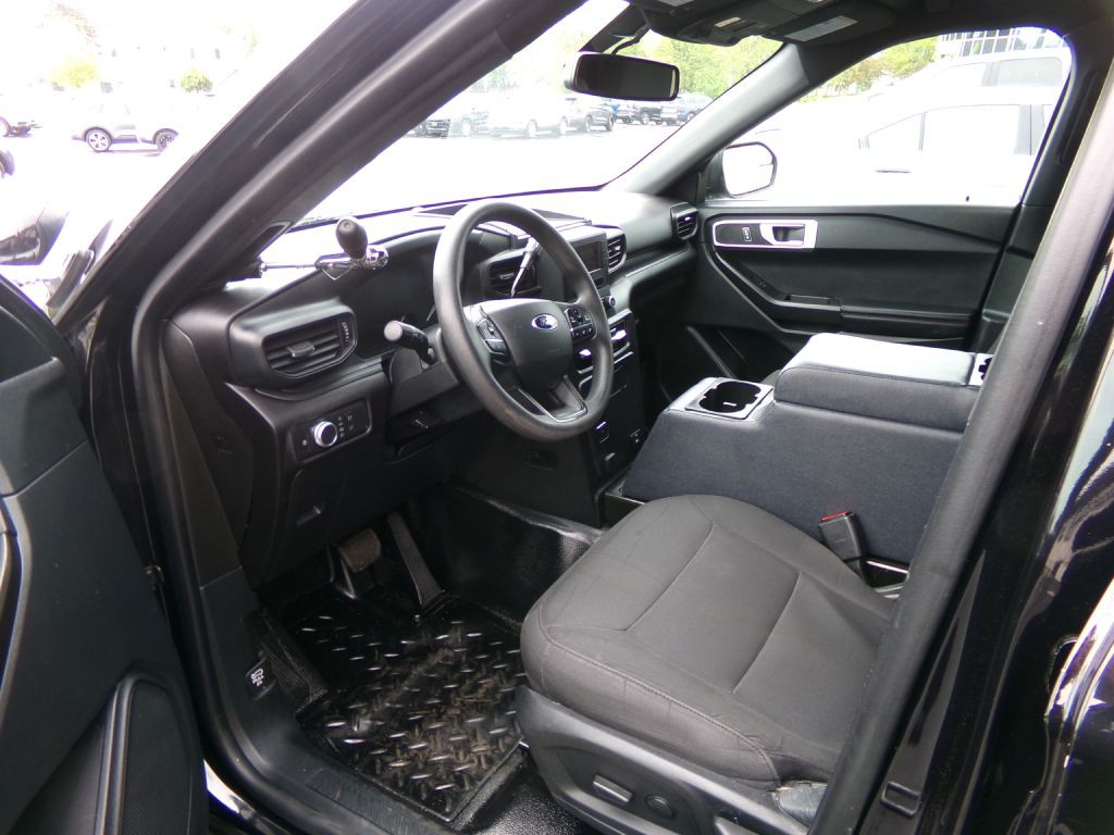 2022 Ford Explorer Image 9