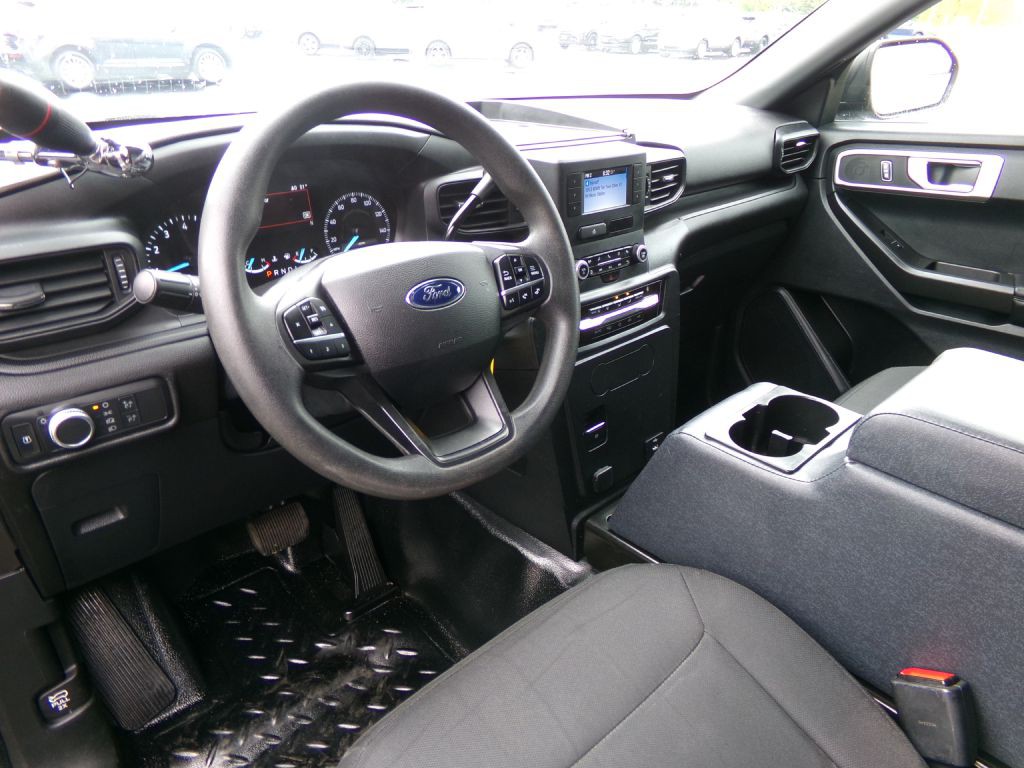 2022 Ford Explorer Image 13