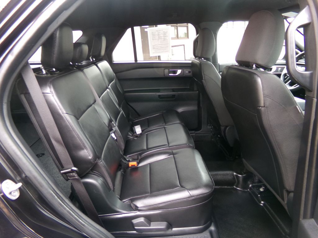2022 Ford Explorer Image 33