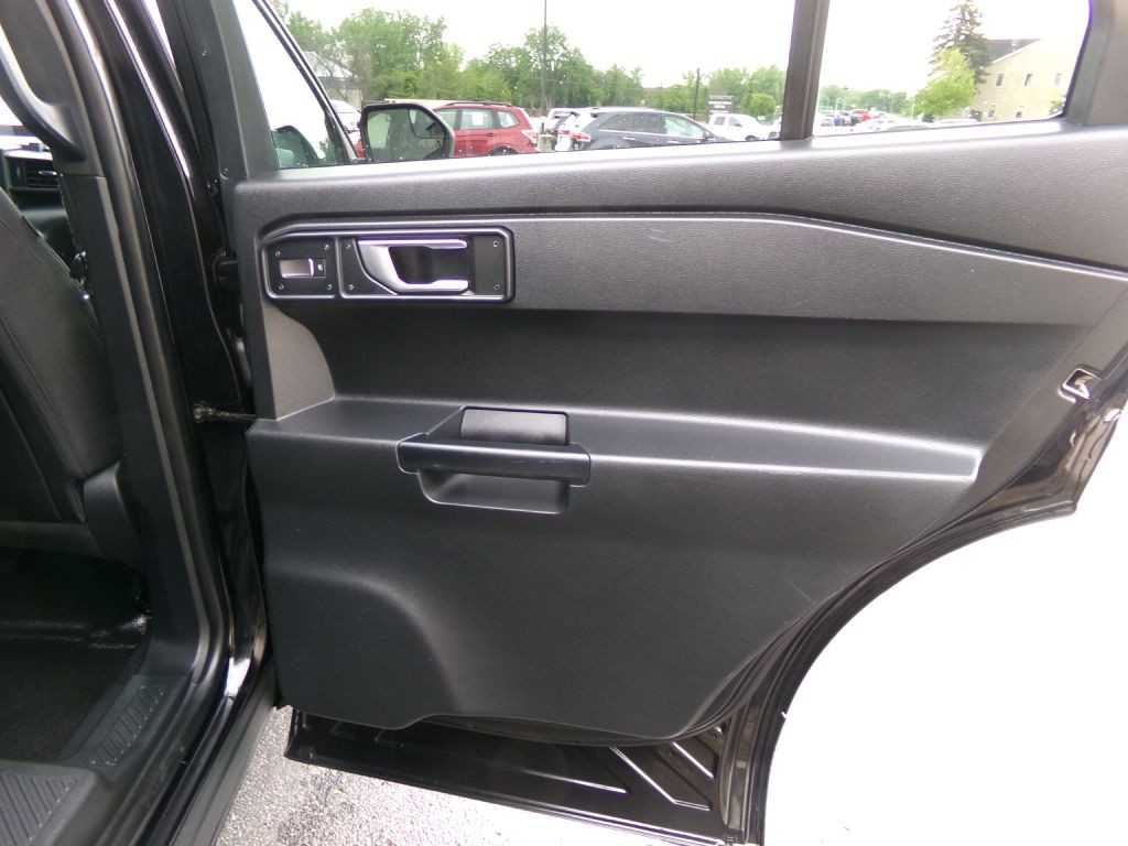 2022 Ford Explorer Image 34