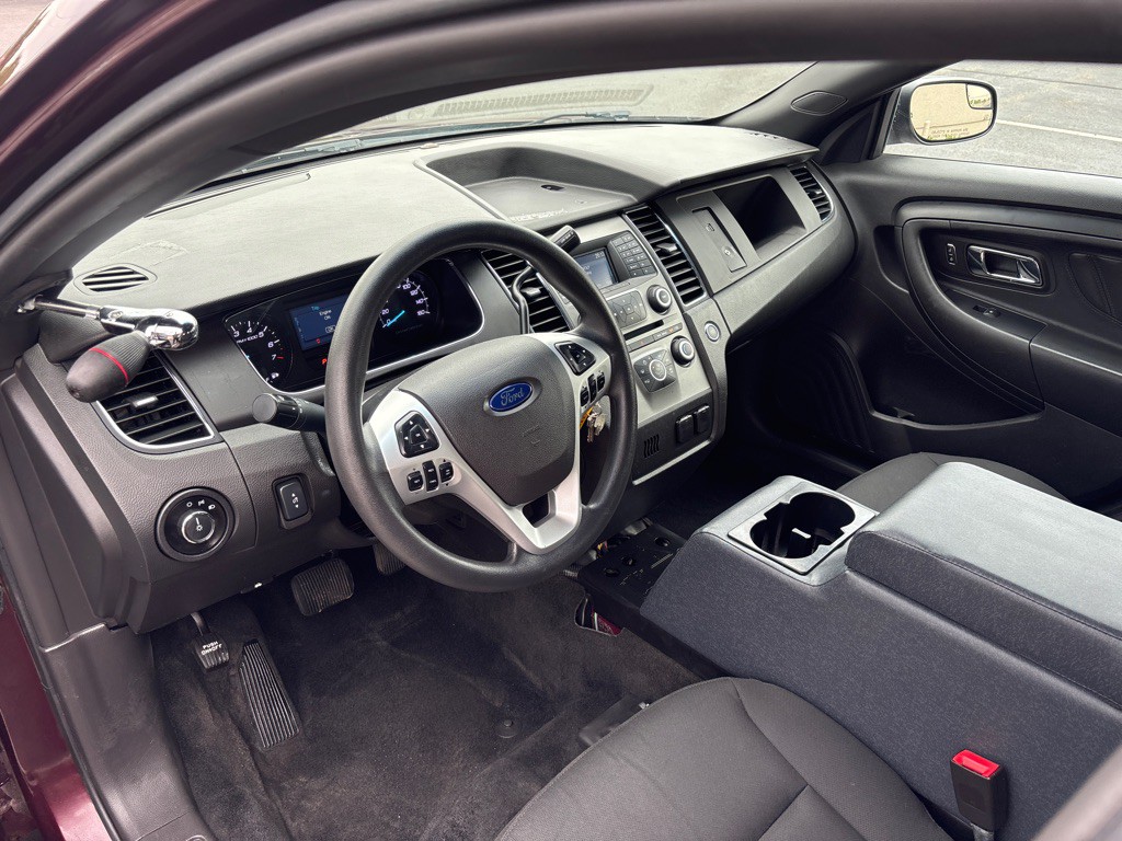 2018 Ford Taurus Image 11
