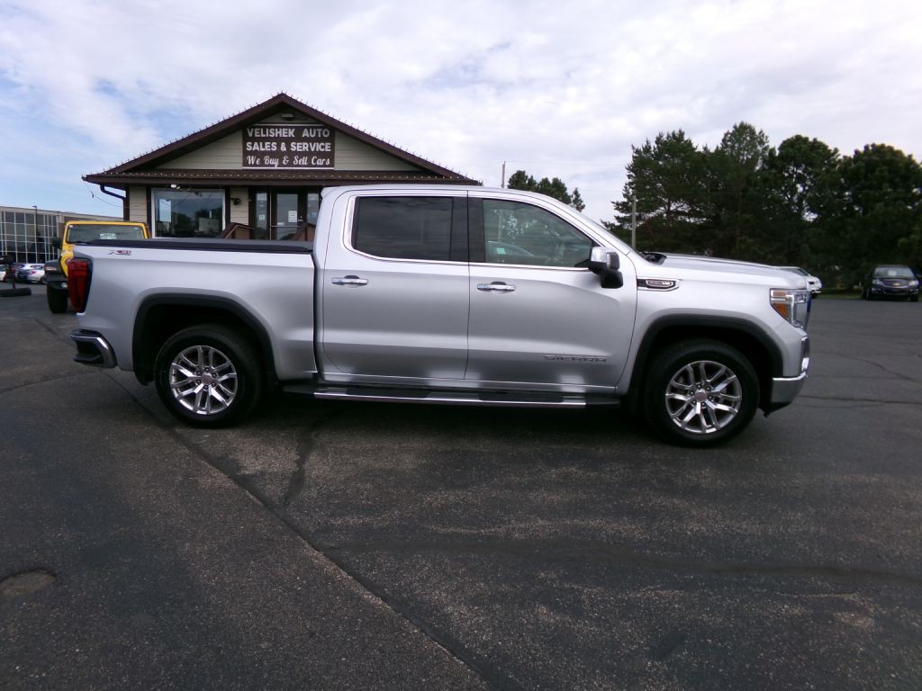 2021 GMC Sierra Image 2