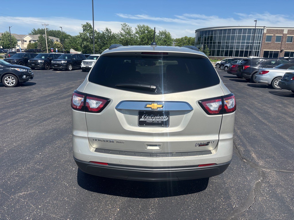 2017 Chevrolet Traverse Image 4