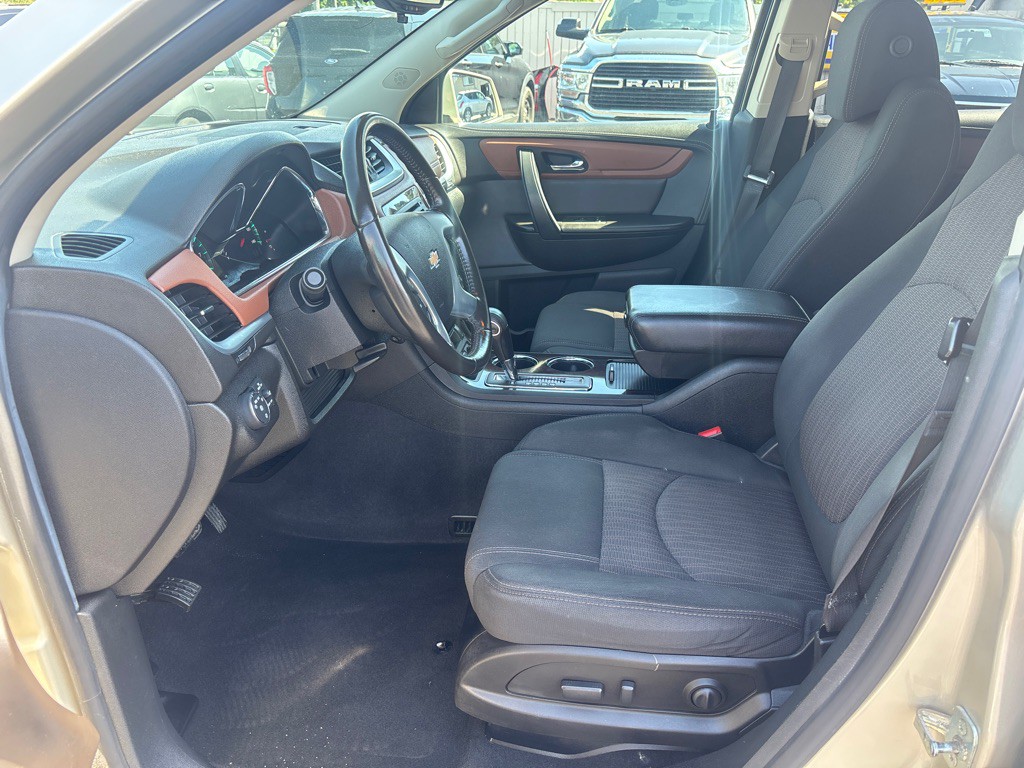 2017 Chevrolet Traverse Image 11