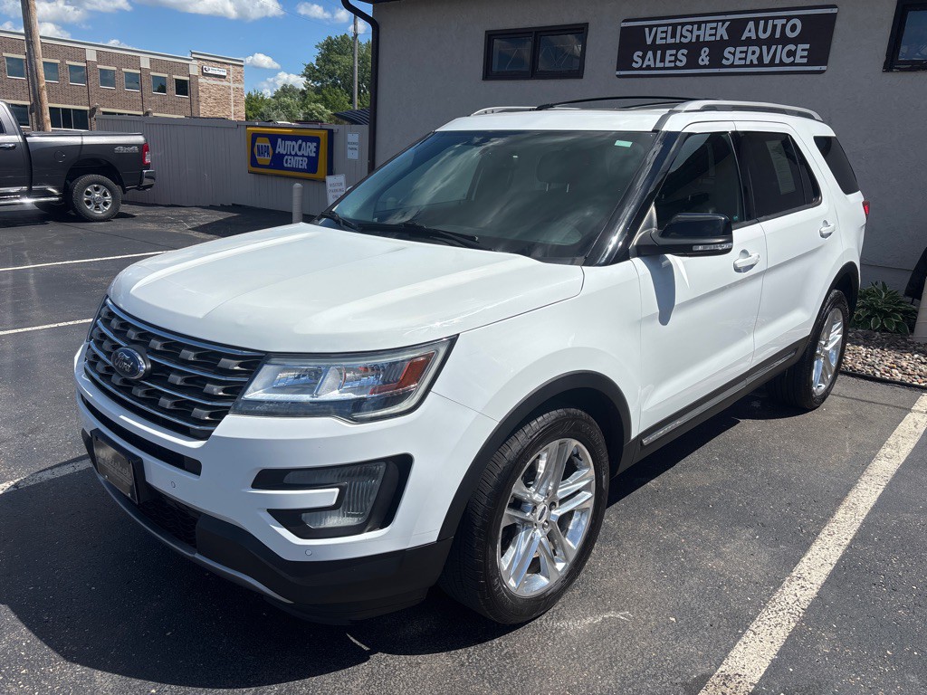2017 Ford Explorer Image 7
