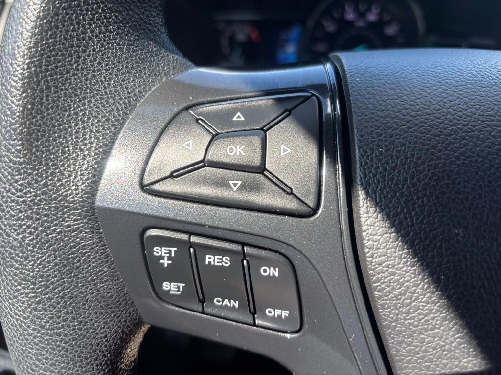 2017 Ford Explorer Image 14