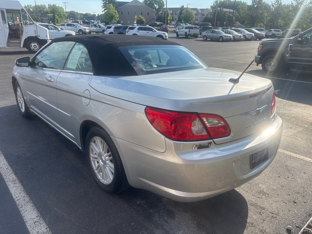 2008 Chrysler Sebring Image 5