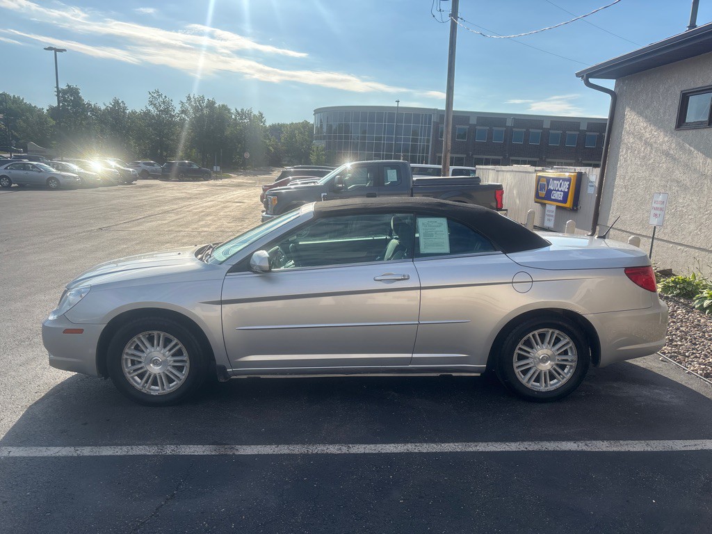 2008 Chrysler Sebring Image 6