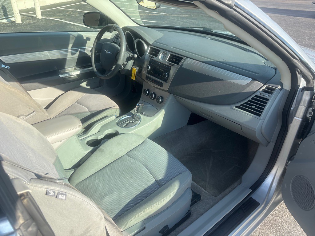 2008 Chrysler Sebring Image 24