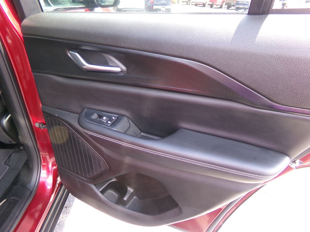 2023 Jeep Grand Cherokee Image 50