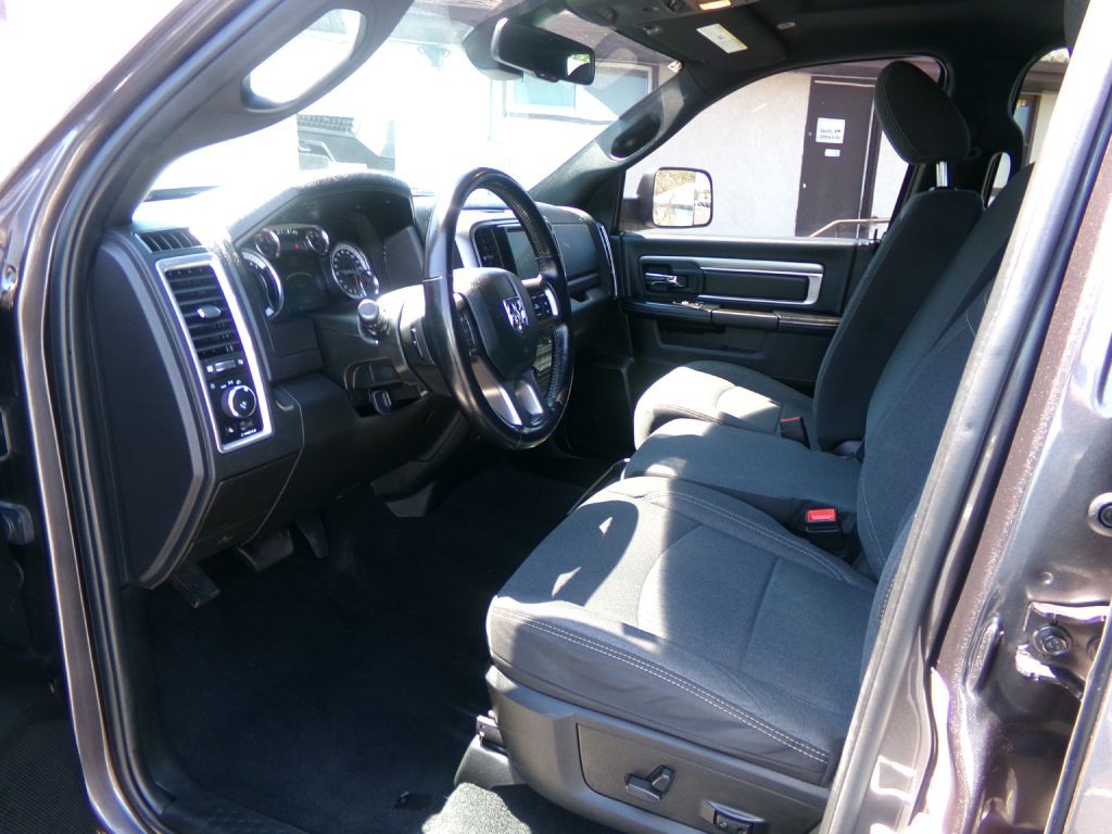 2021 RAM 1500 Image 12