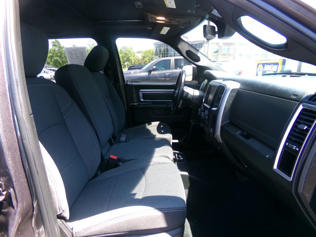 2021 RAM 1500 Image 37