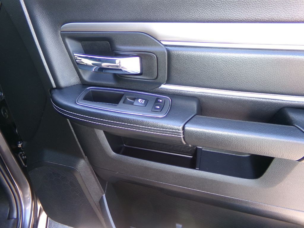 2021 RAM 1500 Image 39