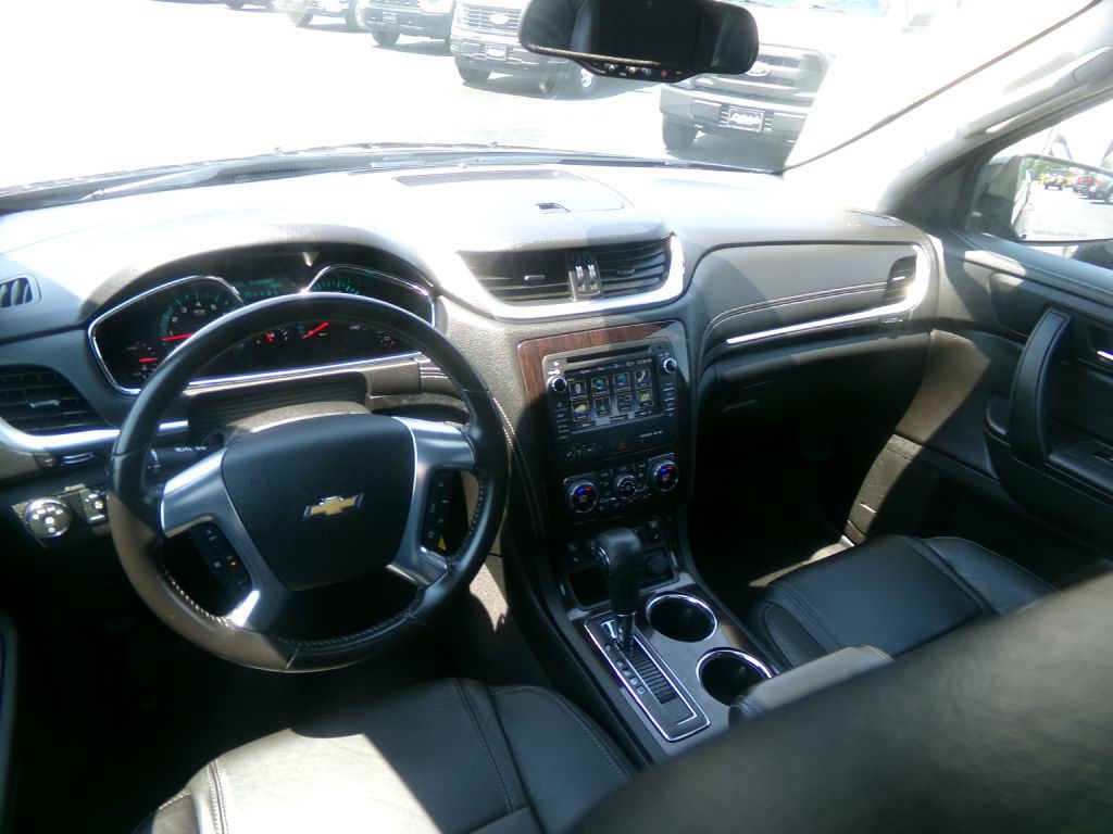 2017 Chevrolet Traverse Image 16