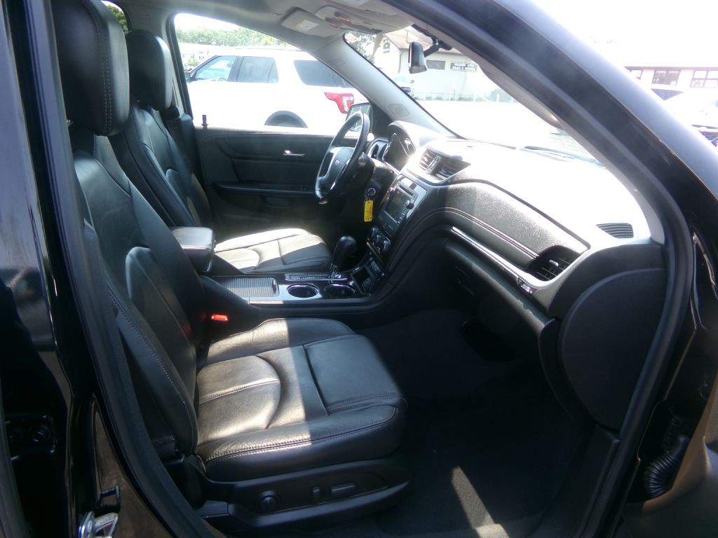 2017 Chevrolet Traverse Image 48