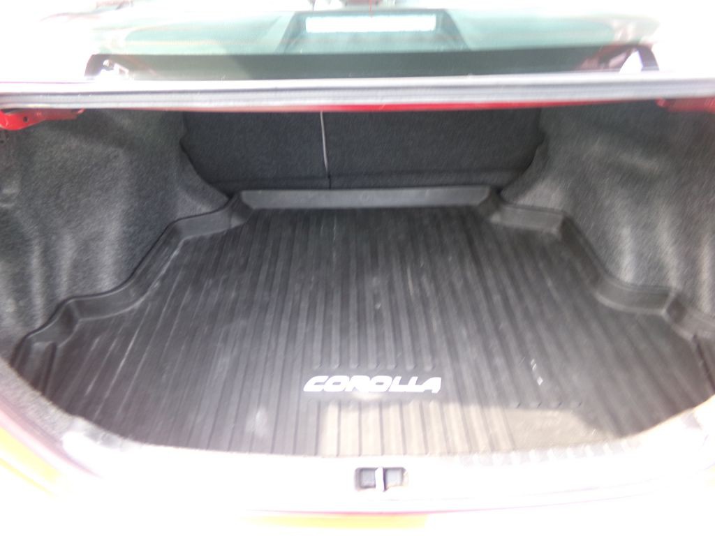 2016 Toyota Corolla Image 27