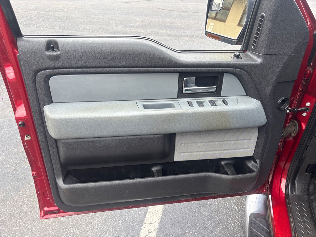 2013 Ford F-150 Image 9