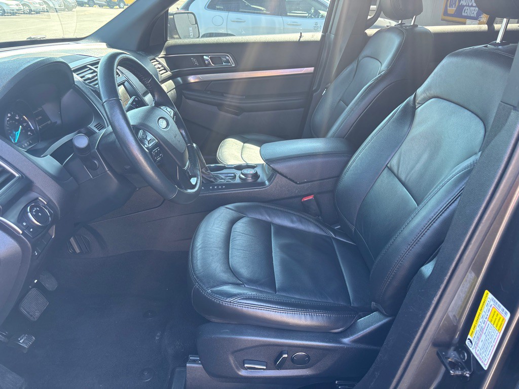 2018 Ford Explorer Image 11