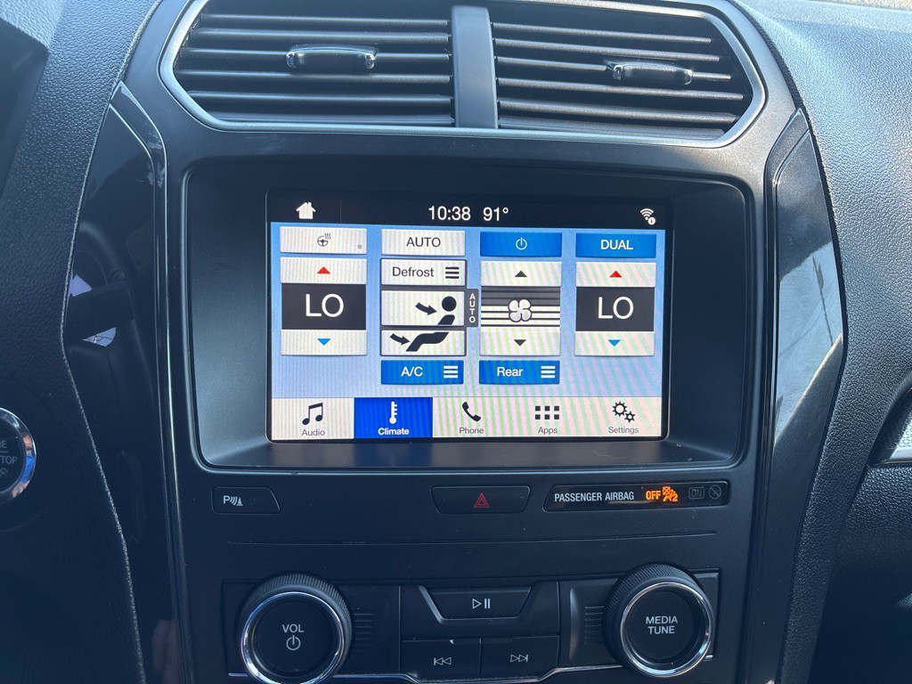 2018 Ford Explorer Image 19