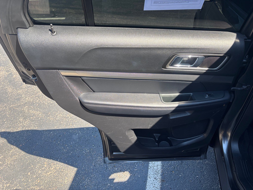 2018 Ford Explorer Image 25