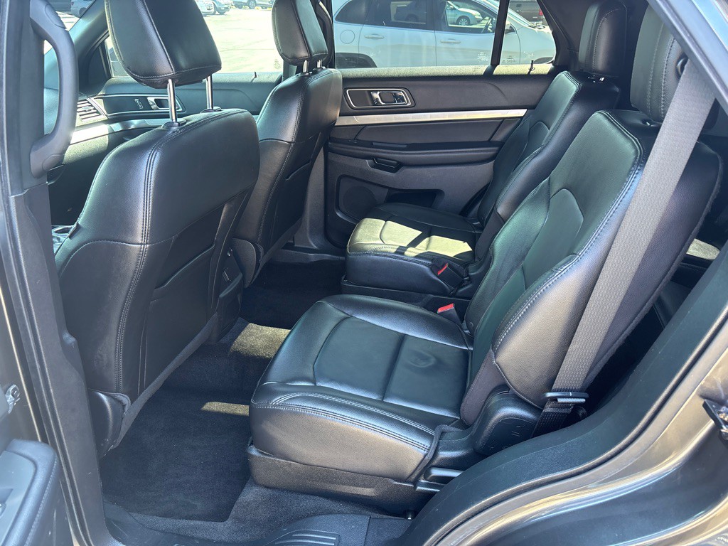 2018 Ford Explorer Image 26