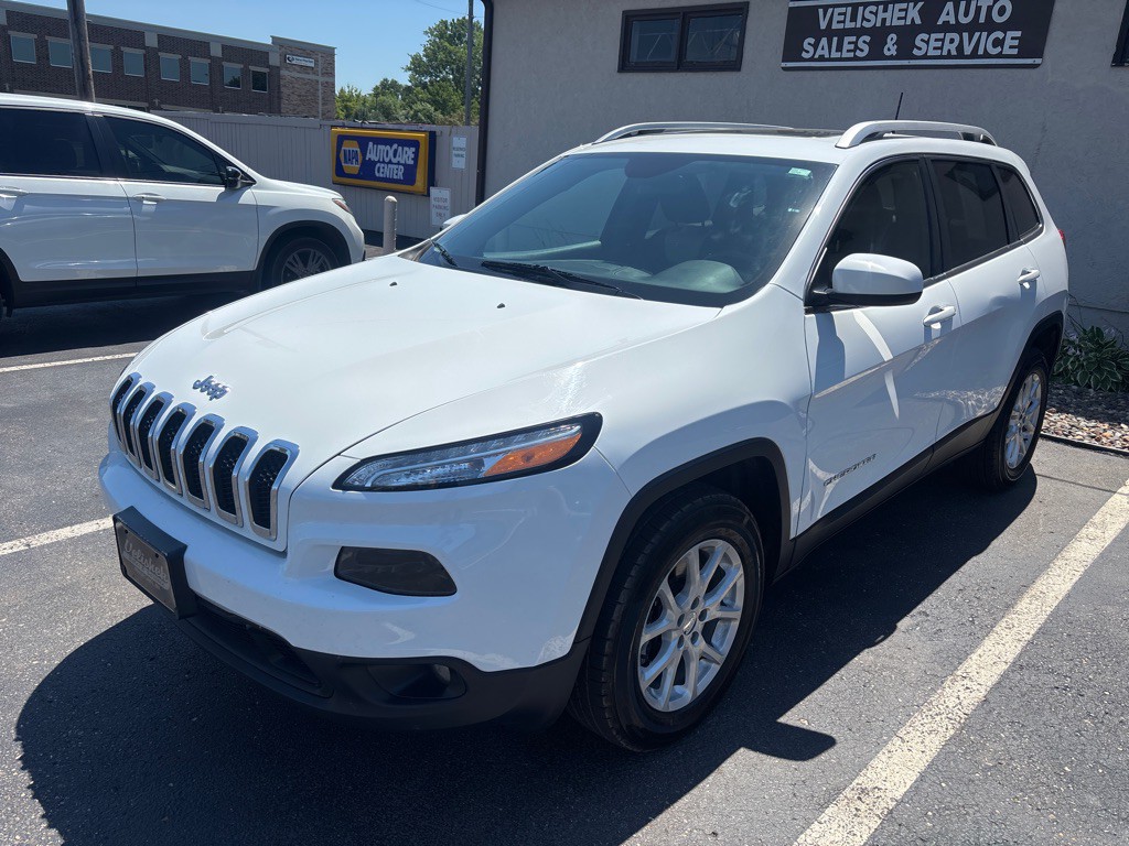 2017 Jeep Cherokee Image 7