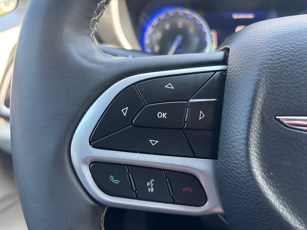 2024 Chrysler Pacifica Image 17