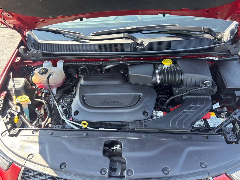 2024 Chrysler Pacifica Image 38