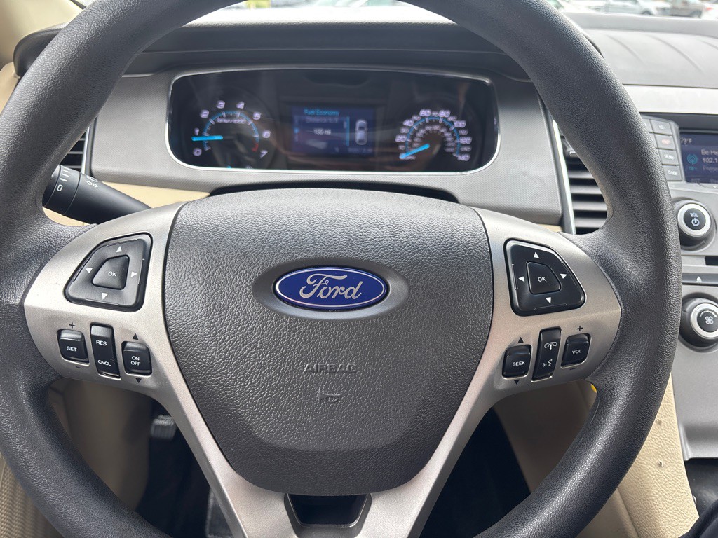 2017 Ford Taurus Image 13