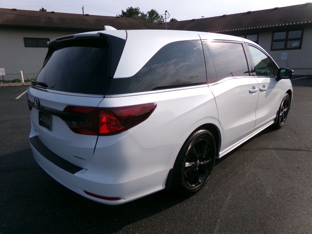 2023 Honda Odyssey Image 3