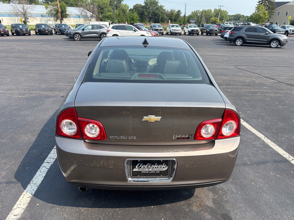 2012 Chevrolet Malibu Image 4