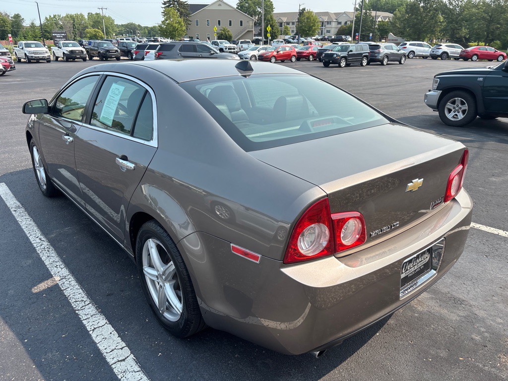 2012 Chevrolet Malibu Image 5