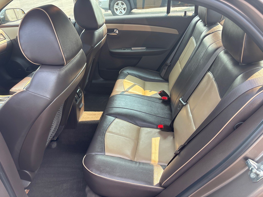 2012 Chevrolet Malibu Image 26