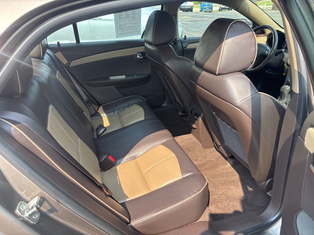 2012 Chevrolet Malibu Image 30