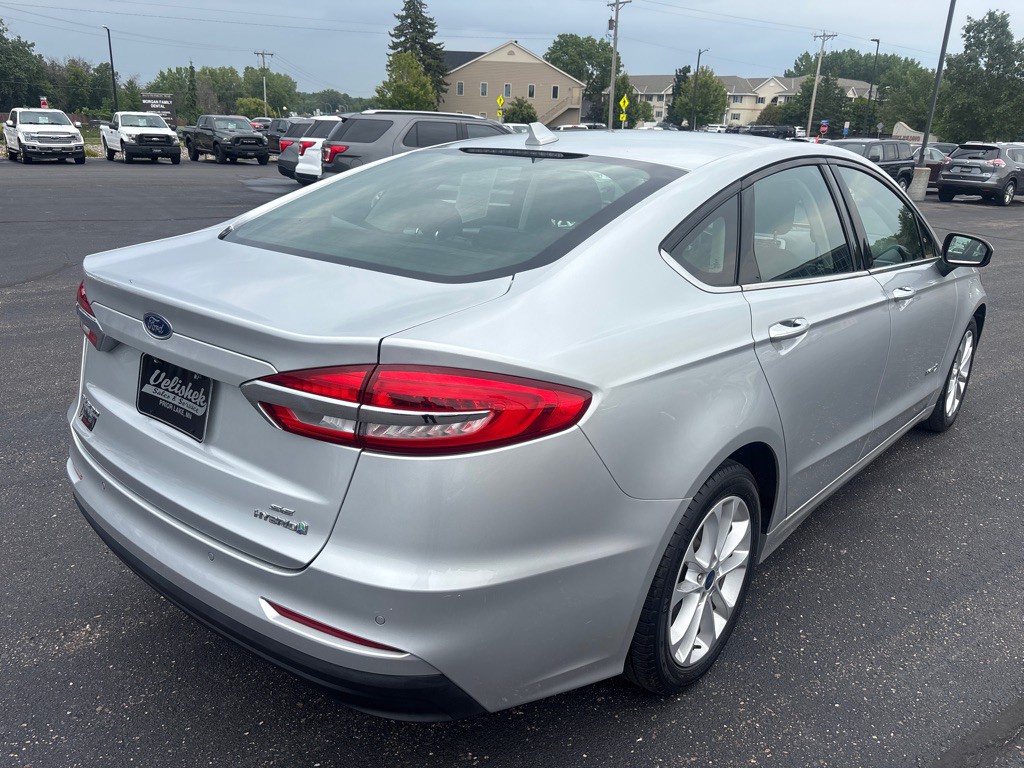 2019 Ford Fusion Image 3