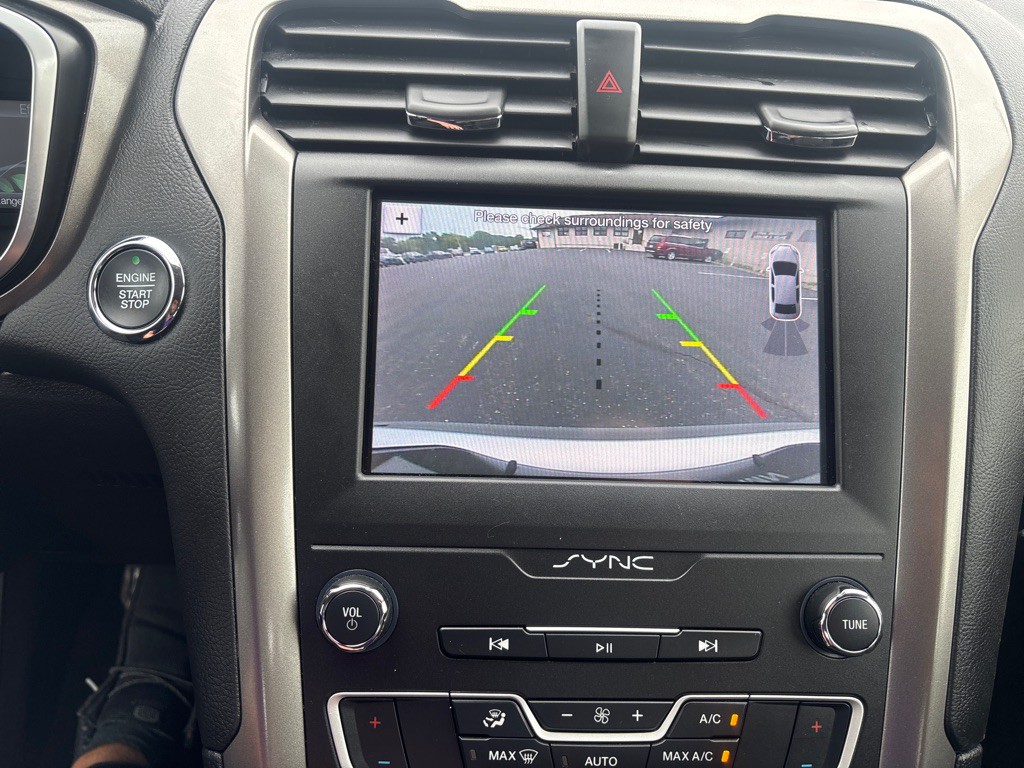 2019 Ford Fusion Image 18