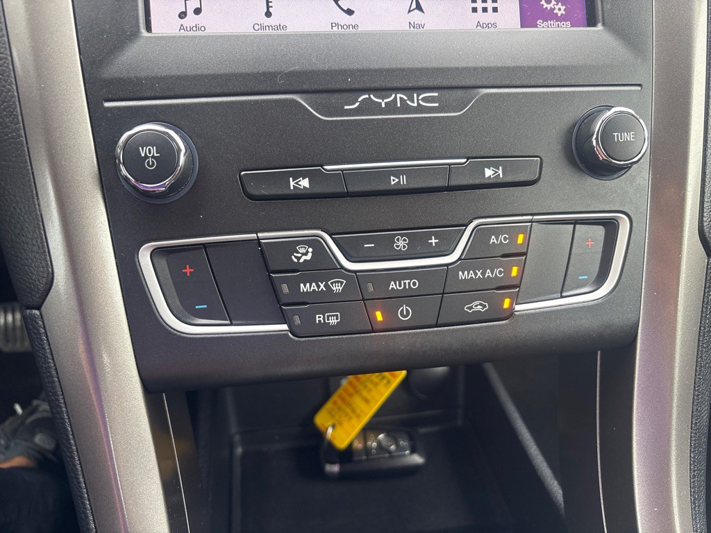 2019 Ford Fusion Image 21