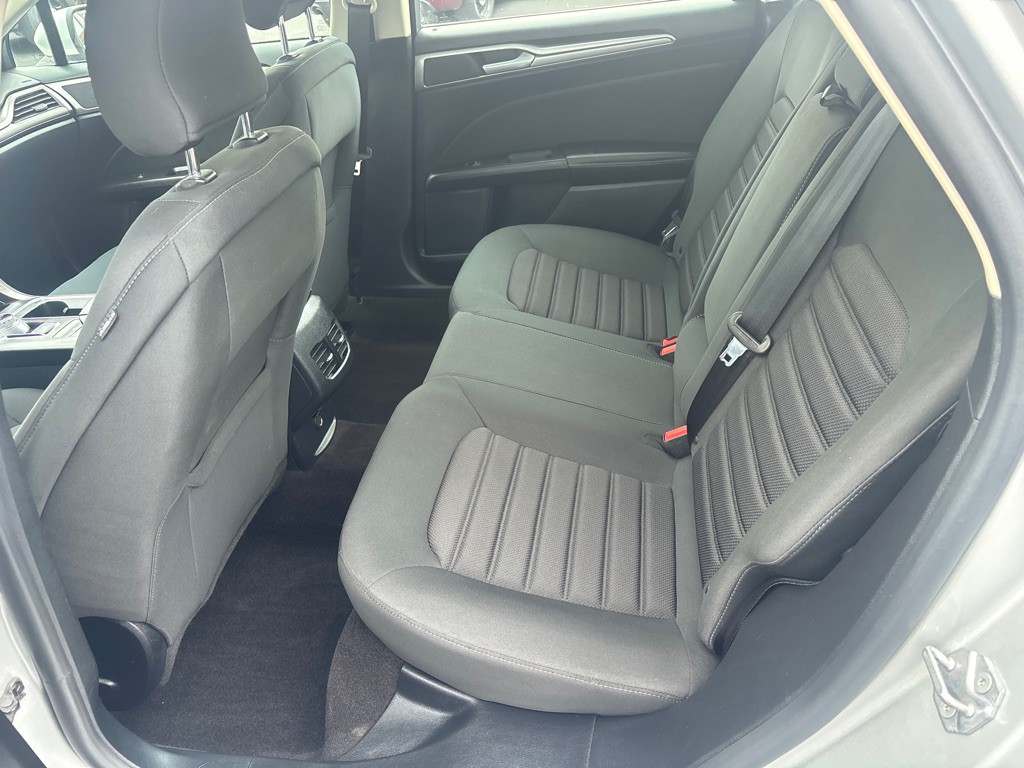 2019 Ford Fusion Image 25