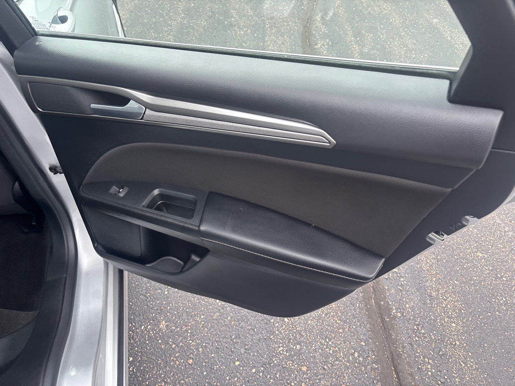 2019 Ford Fusion Image 27