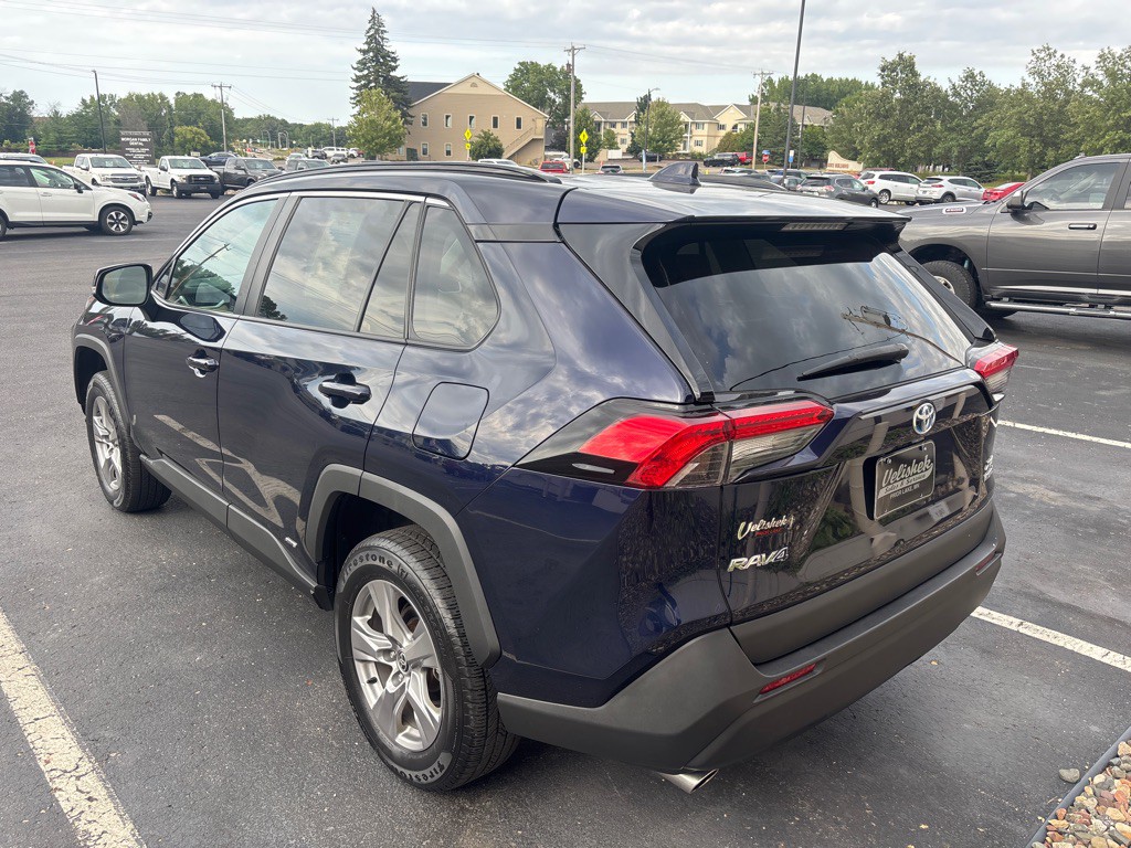 2022 Toyota Rav4 Image 5