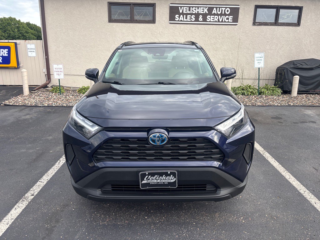 2022 Toyota Rav4 Image 8