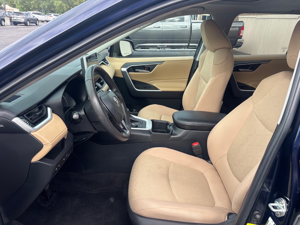 2022 Toyota Rav4 Image 11